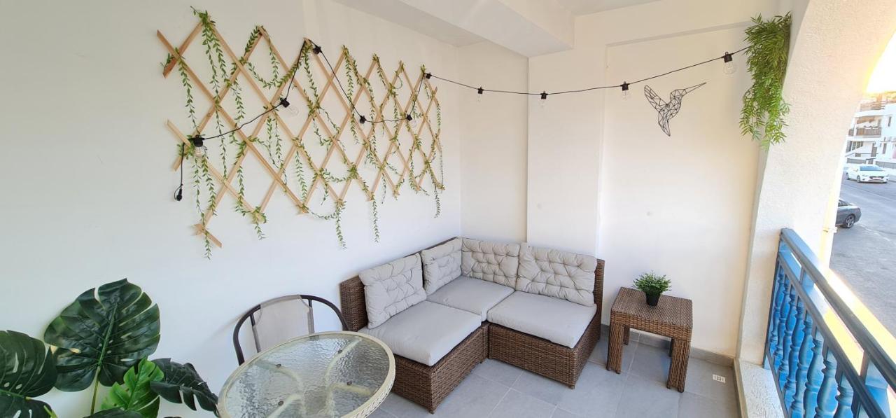 Sherpa Apartments Ajía Nápa Kültér fotó