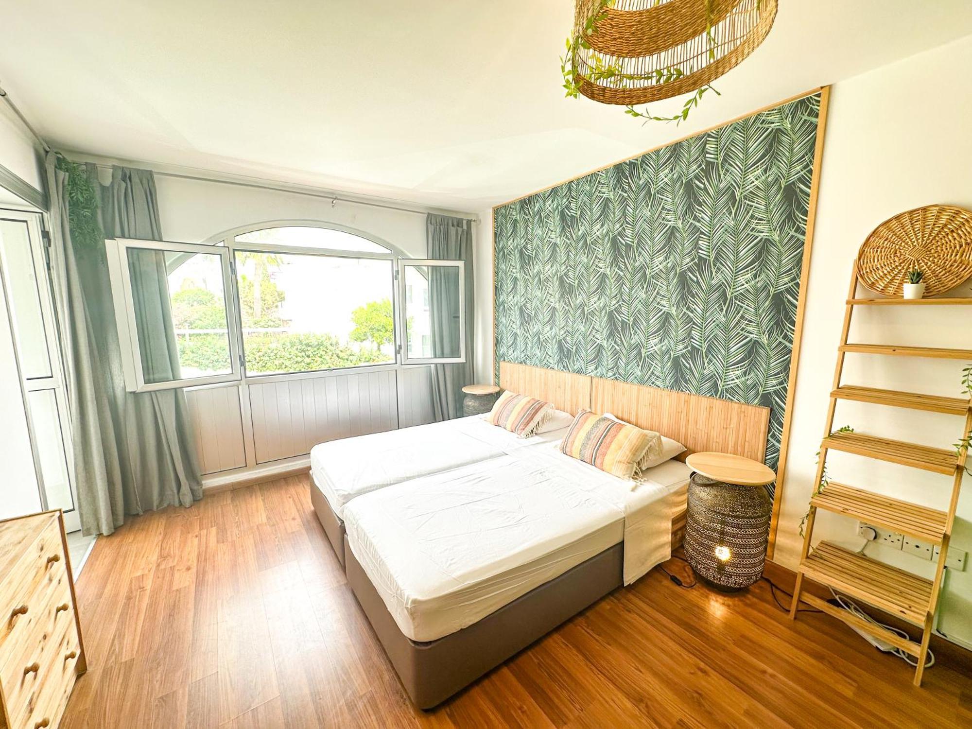 Sherpa Apartments Ajía Nápa Kültér fotó