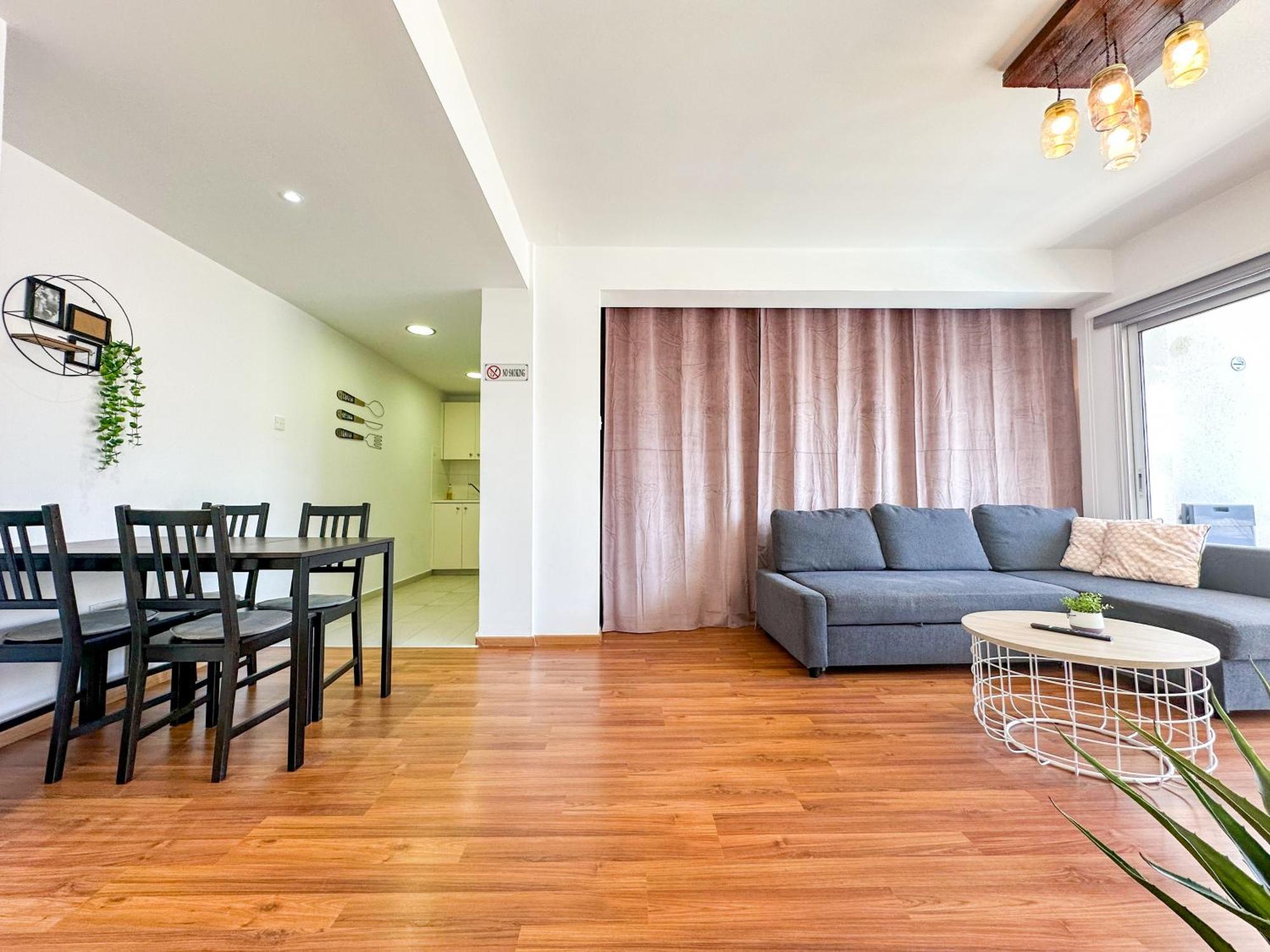 Sherpa Apartments Ajía Nápa Kültér fotó
