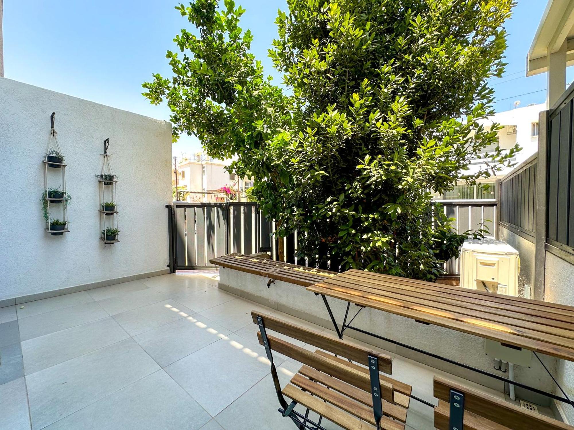 Sherpa Apartments Ajía Nápa Kültér fotó